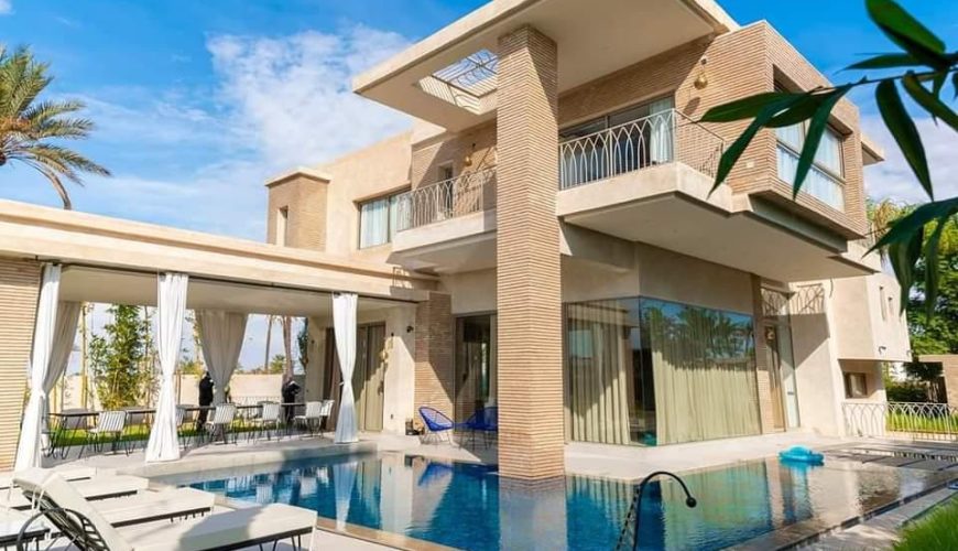 Belle villa a 15min du Menara mall sur la rte d’Essaouira.5 Suites Avec Salle De Bain